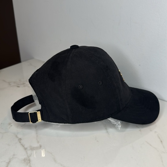 Unisex velvet hat main image 6
